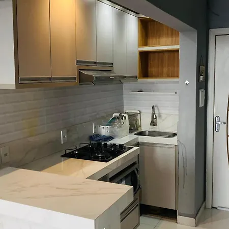 Riverfront Retreat Prime Location Apartment With Stunning Views Of The Rionegro Exterior photo